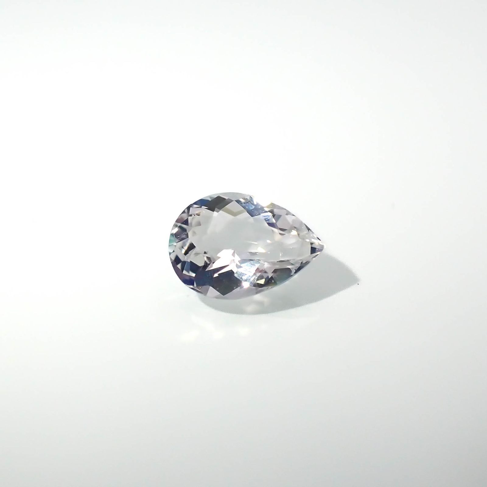 レインボームーンストーン ザンビア産 0.60ct[231224802]7x5mm前後