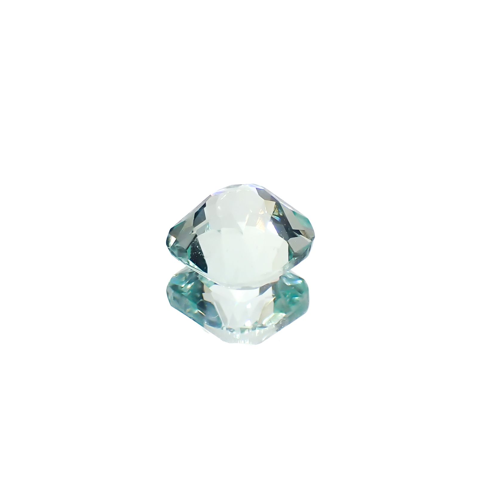 ミントベリル(宝石名グリーン・ベリル)ブラジル産 0.93ct 識別済[240728589]6x6mm前後