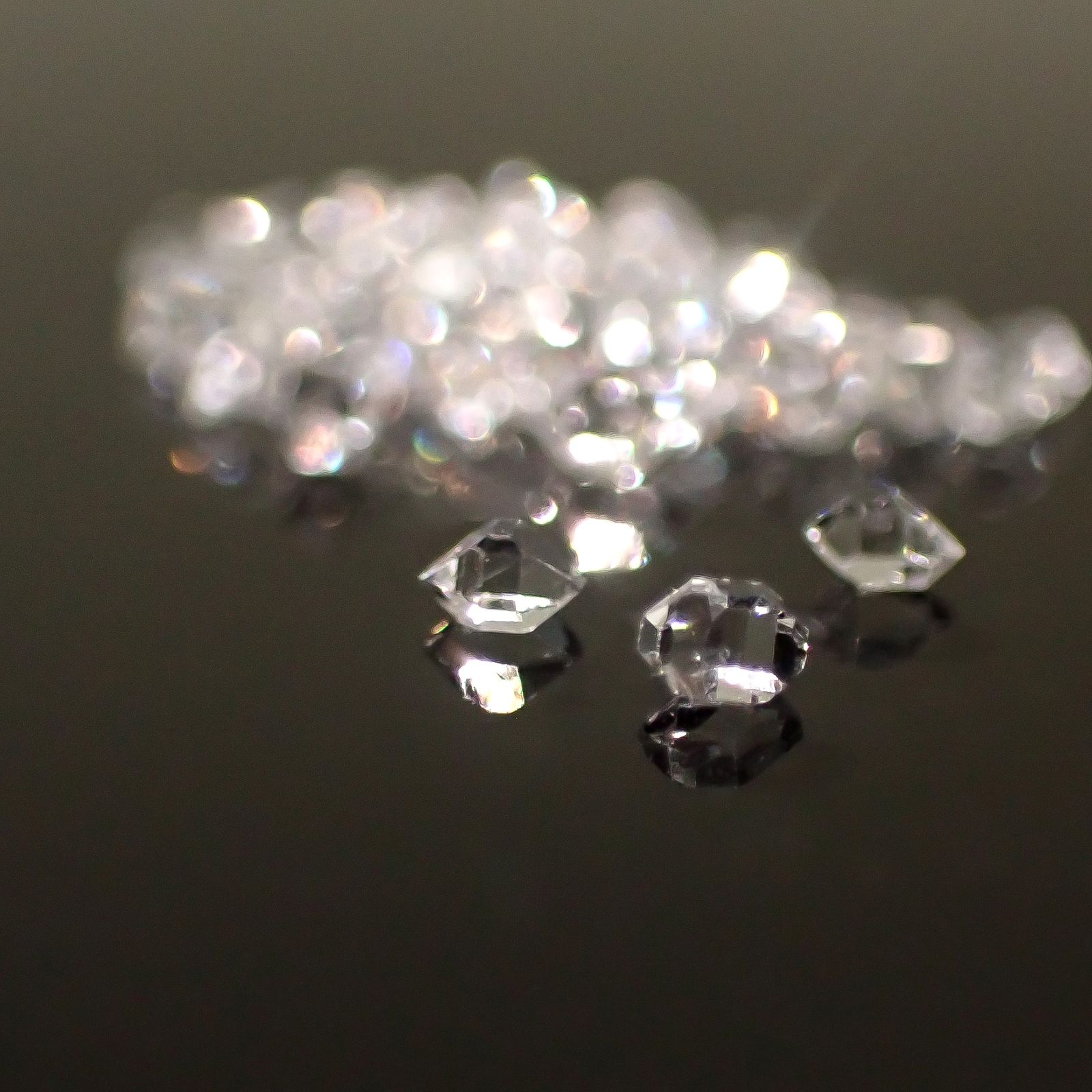 ◇メレセット◇ハーキマーダイヤモンド 原石 アメリカ・ニューヨーク州産 1.75ct / 1.7-2.5x1.2-1.7mm前後 [260231702]