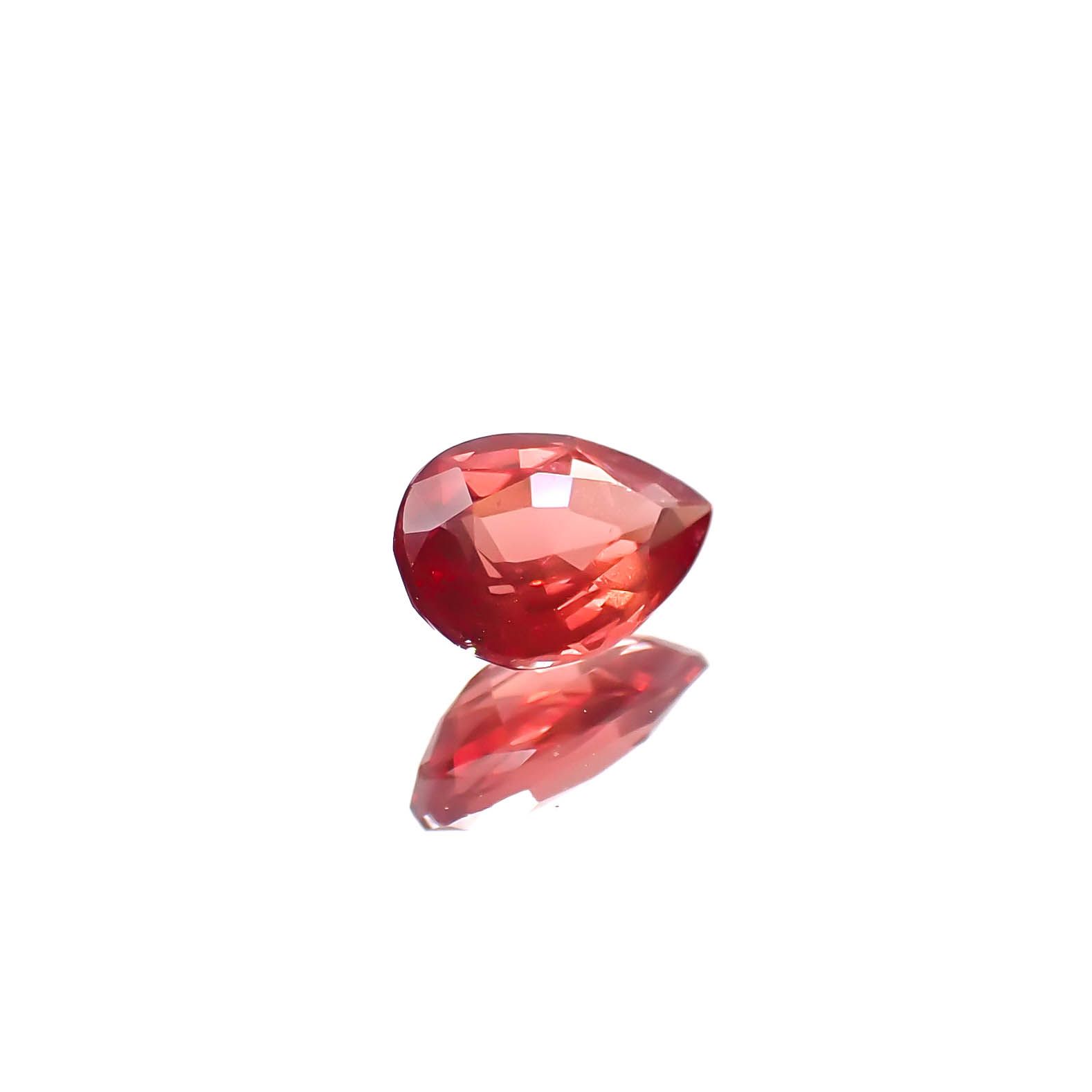 オレンジスピネル タンザニア産 0.39ct [250530341]5.7x3.8mm前後