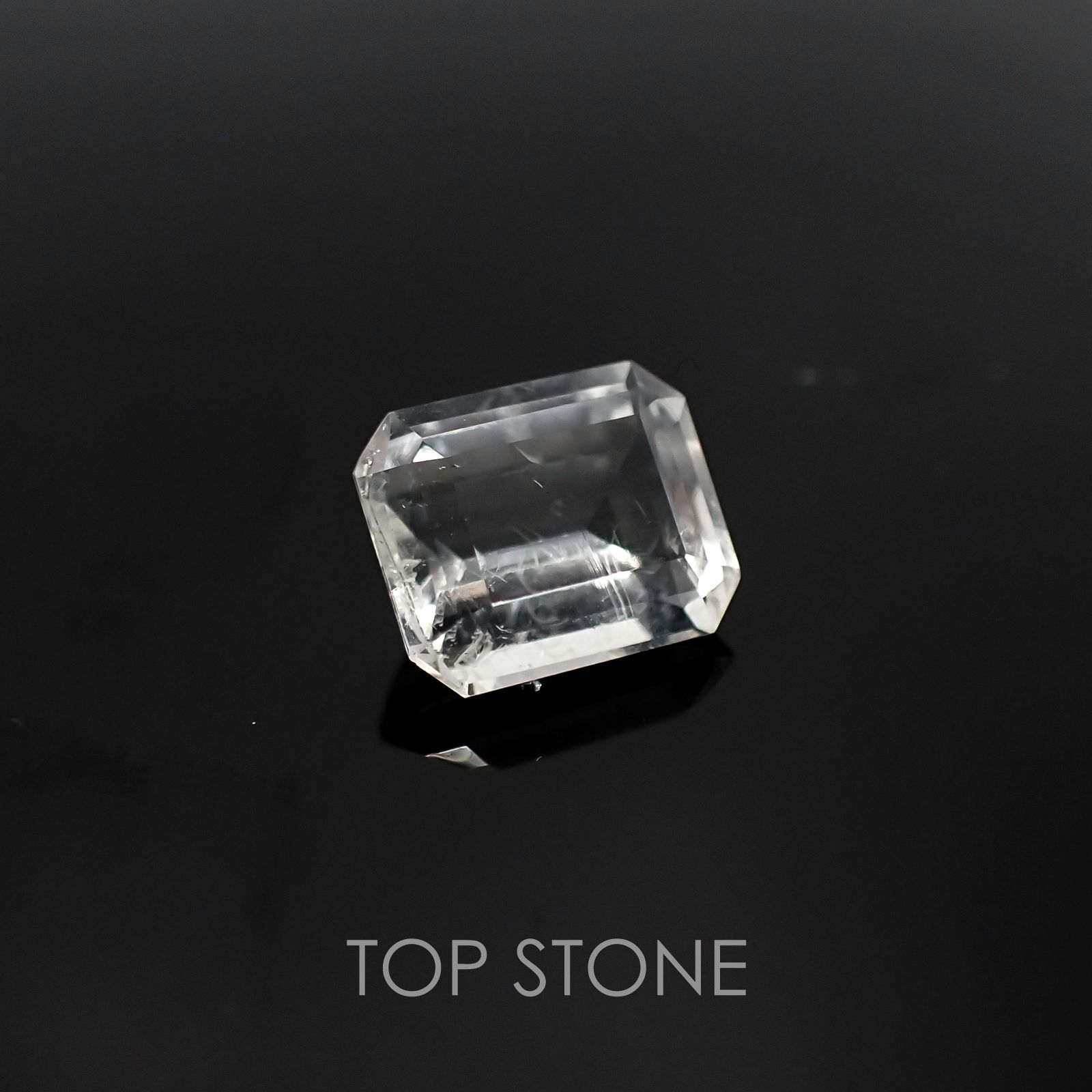 ハイアライトオパール(宝石名オパール) メキシコ産 1.78ct 識別済[20106373]8.7×7.2mm前後