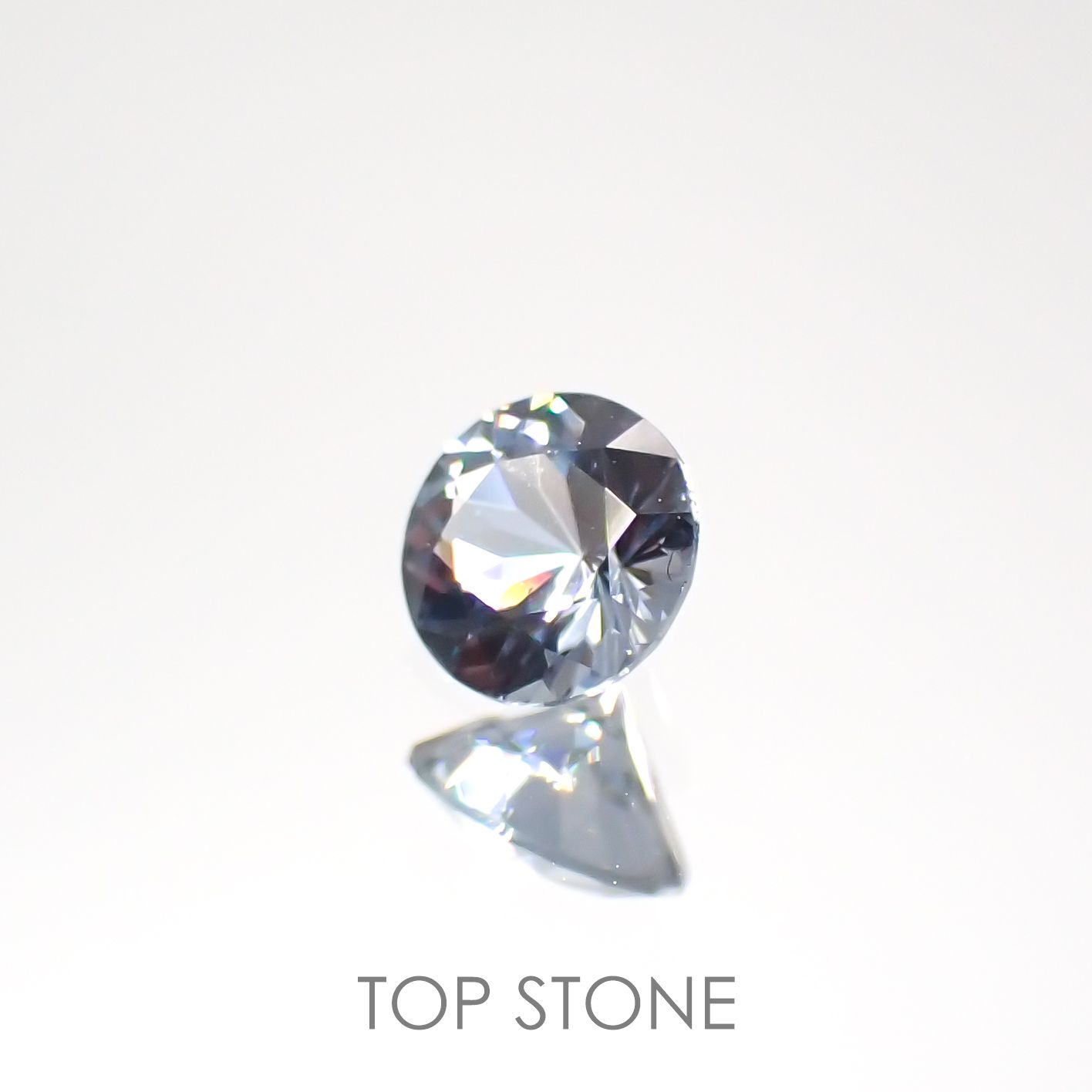 グレースピネル ビルマ産 ルース 0.26ct[210813131]4×4mm前後