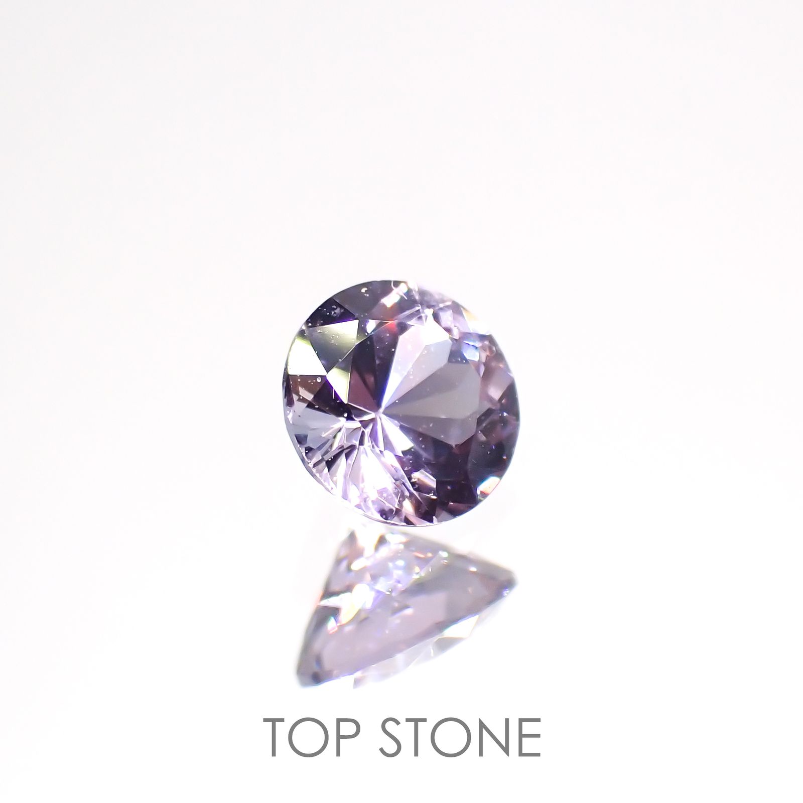 ラベンダーピンクスピネル(宝石名スピネル)ビルマ/マダガスカル産 0.27ct 識別済[220114549]3.9x3.9mm前後