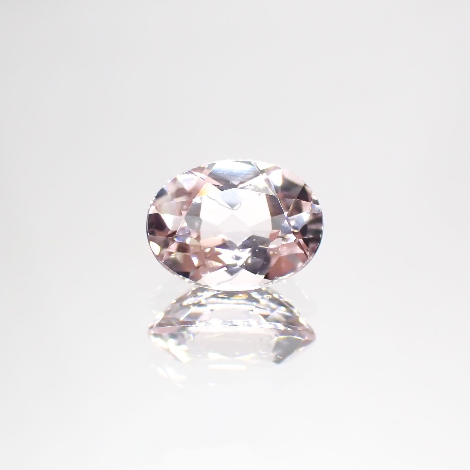 モルガナイト(宝石名モルガナイト)ナイジェリア産 1.15ct 識別済[220114007]8x6.1mm前後
