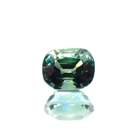 ブルーグリーントルマリン(宝石名グリーン・トルマリン) アフガニスタン産 1.268ct ソ付(彩珠)[211013583]7×5.6mm前後