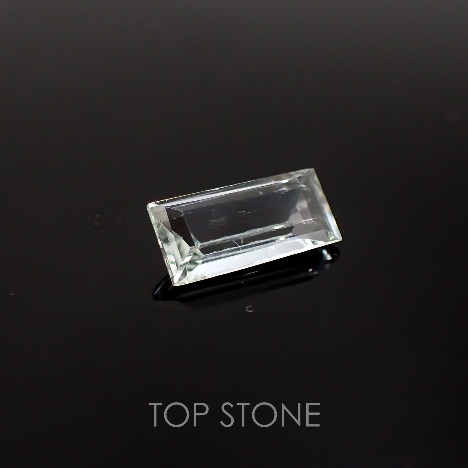 ライムスポジュミン(宝石名スポジュミン) アフガニスタン産 1.85ct 識別済[20128826]10.9×5.1mm前後