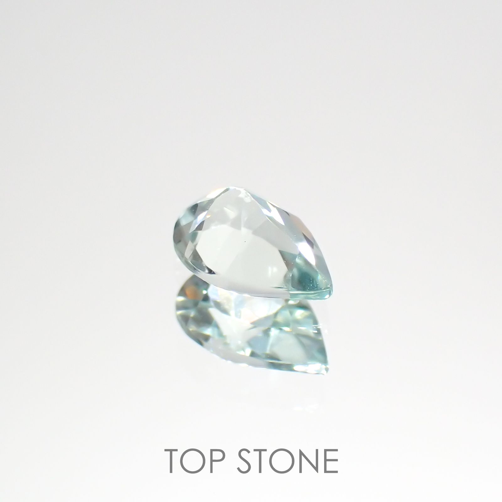 モンテブラサイト(宝石名モンテブラサイト)マダガスカル産 0.38ct 識別済[220115213]6.1x4.1mm前後