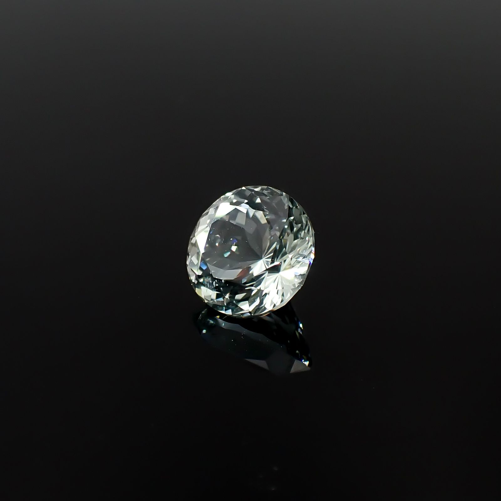 オリゴクレース(宝石名オリゴクレース)ケニア産 2.14ct 識別済[240628001]8.3x8.3mm前後