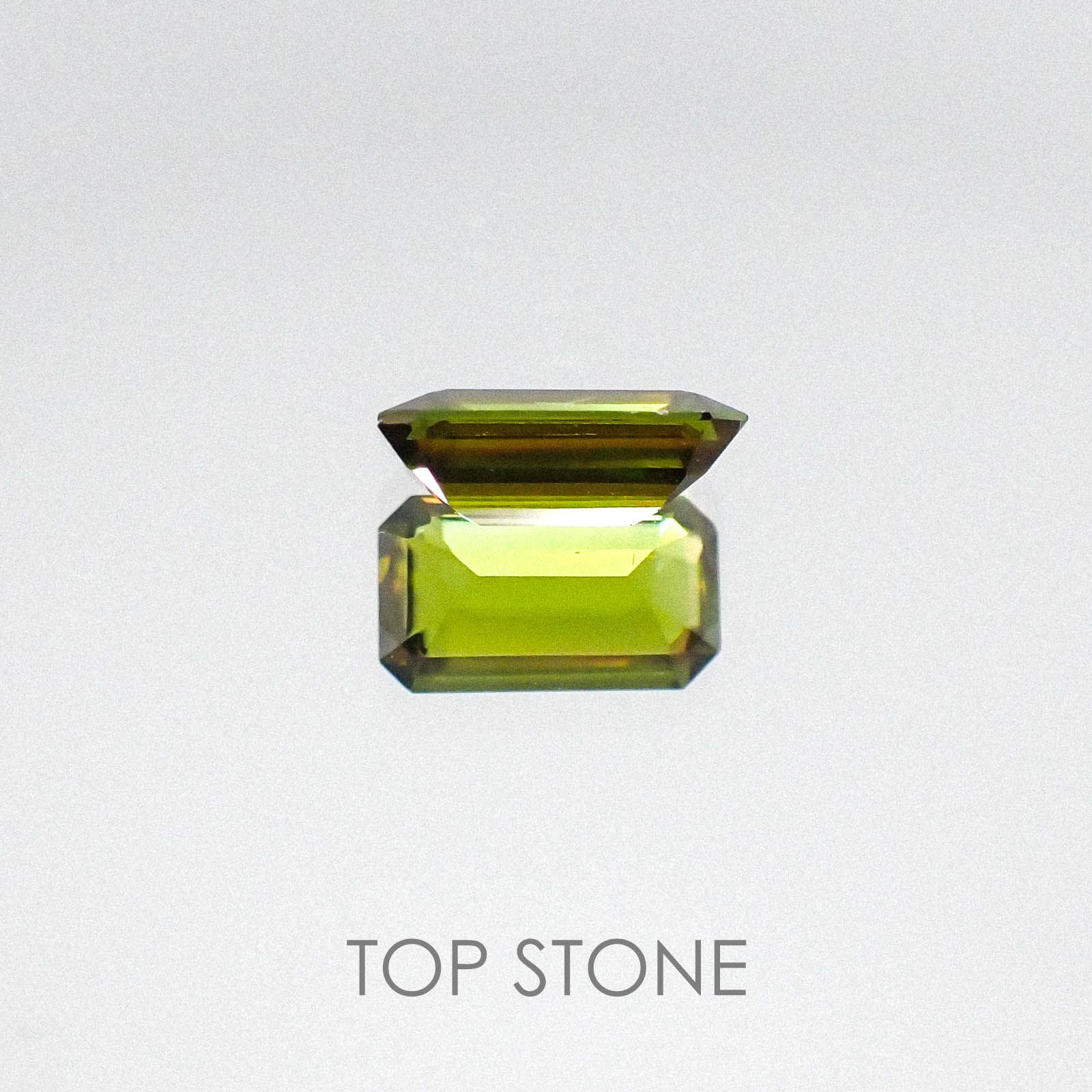 スフェーン パキスタン産 ルース 0.82ct[20084497]7.4×4.2mm前後
