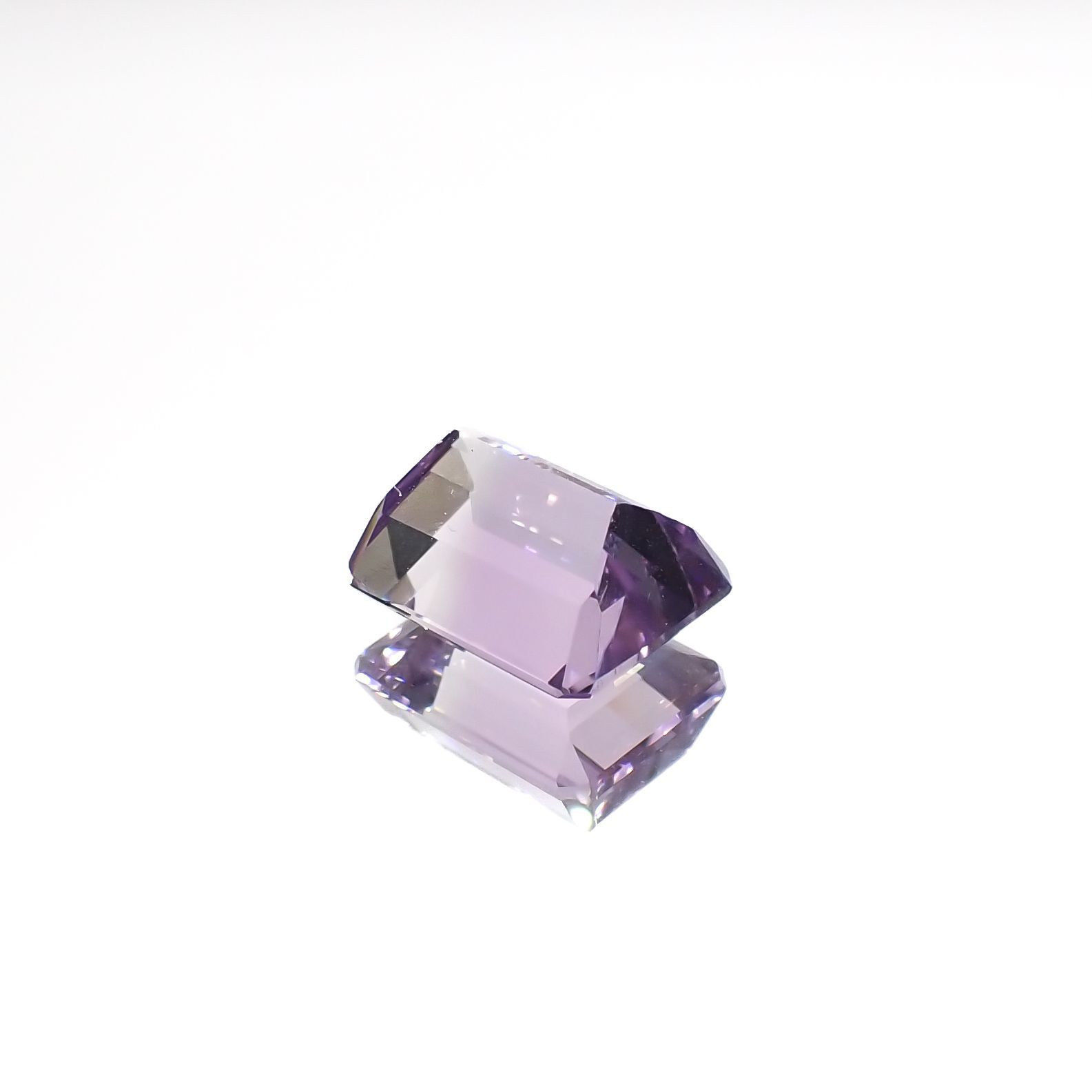 アワーグラスアメジスト モロッコ産 3.83ct[220917637]10.2x8.2mm前後