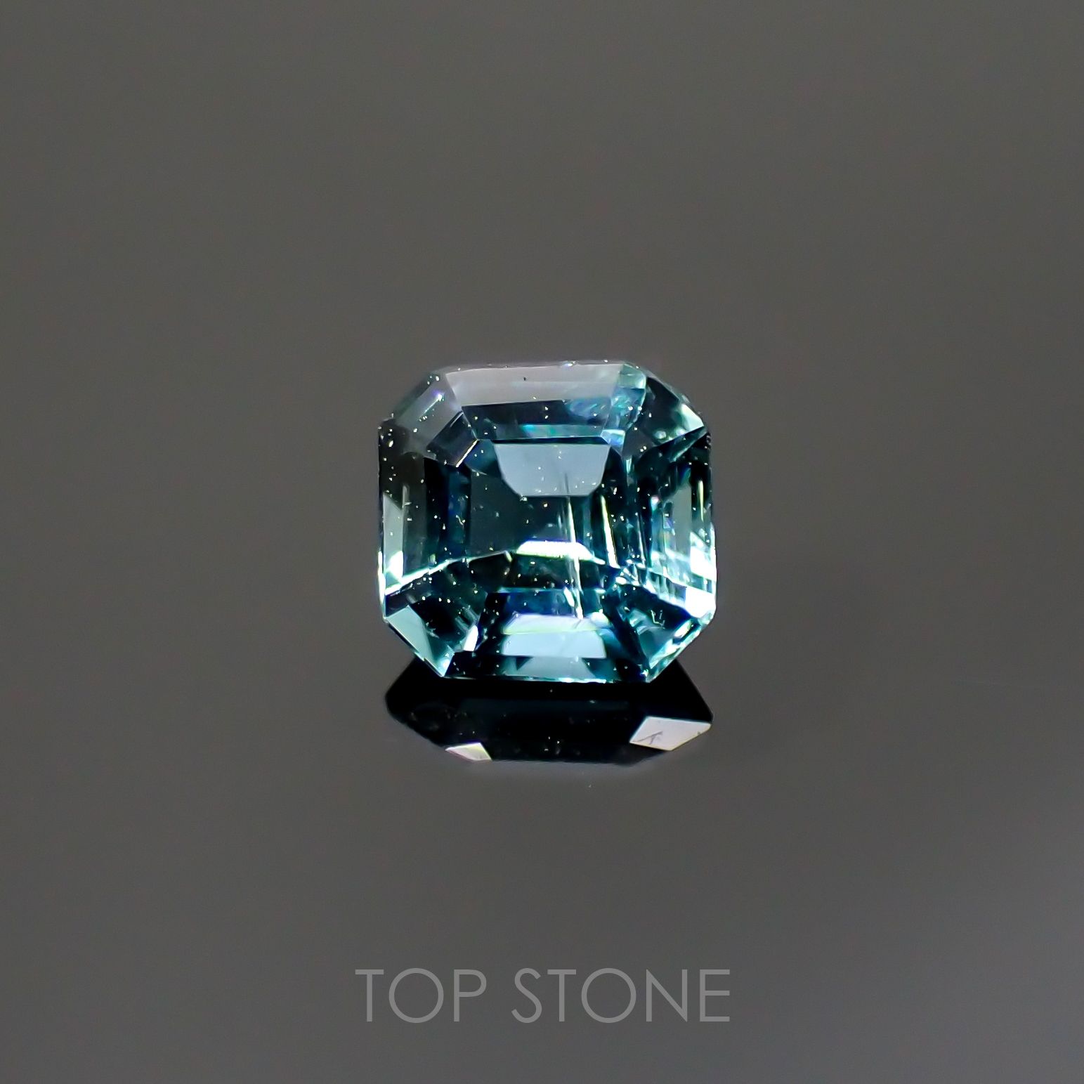 ラグーントルマリン アフガニスタン産 0.29ct [220114098]3.9x3.8mm前後