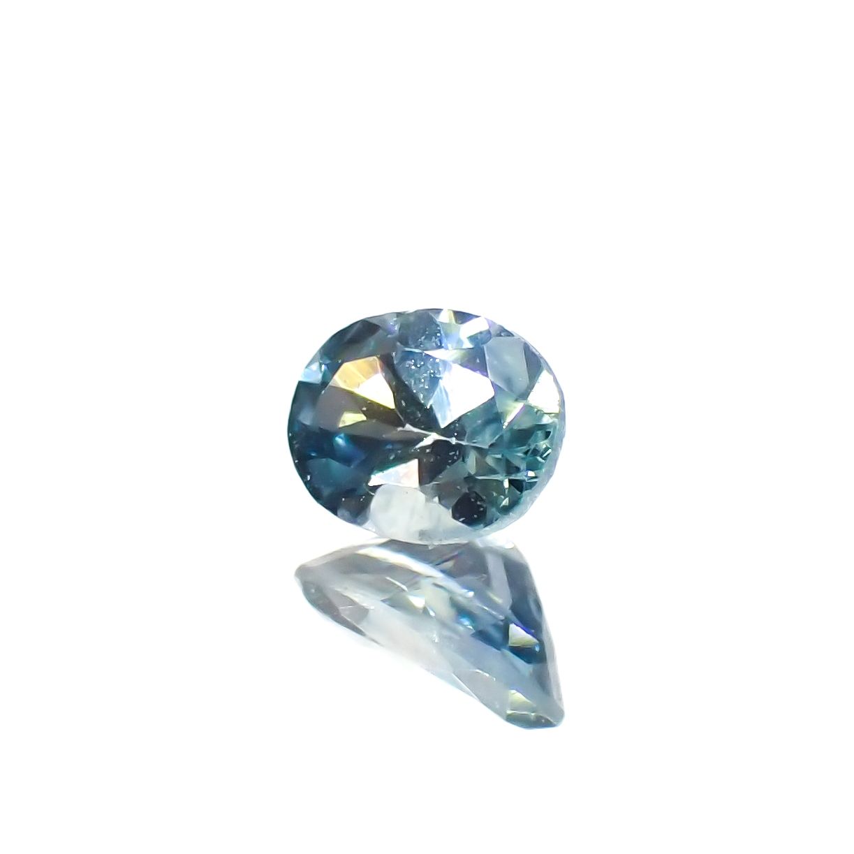 モンタナサファイア(宝石名サファイア)アメリカ・モンタナ州産 0.17ct 識別済[230321277]3.9x2.8mm前後