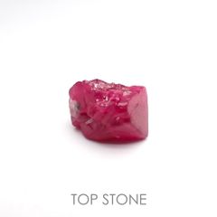 レッドスピネル(宝石名レッド・スピネル) タンザニア産 原石・結晶 13.061ct ソ付(彩珠)[20095394]15.5×13.6mm前後