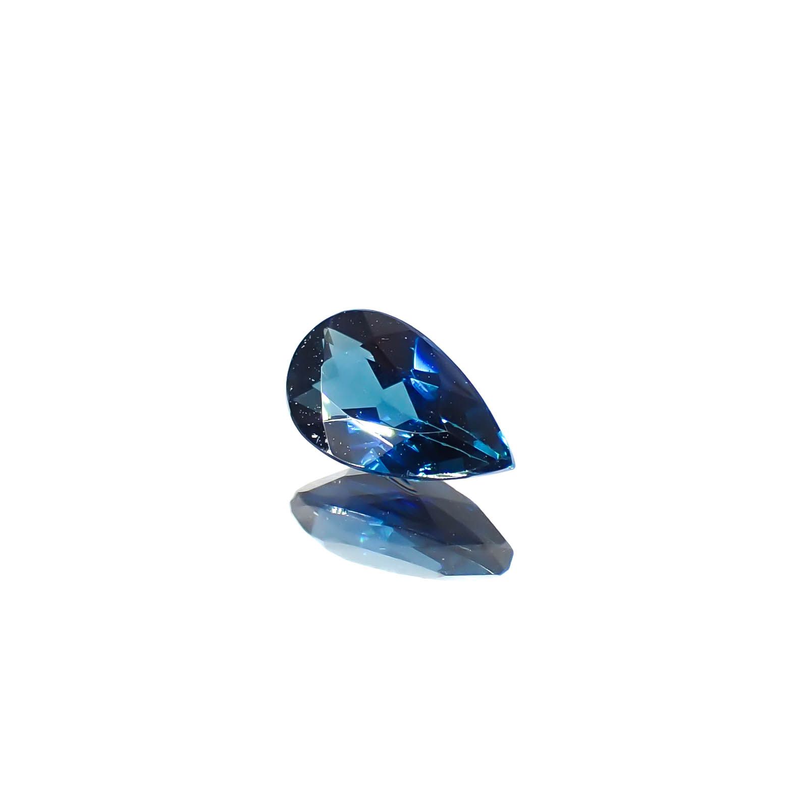 インディゴライト ブラジル産 0.46ct / 6.9x3.9mm前後 [250931097]