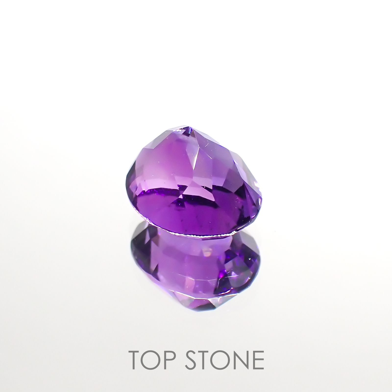 カラーシフトアメジスト(宝石名アメシスト)ブラジル/ウルグアイ産 3.77ct 識別済[220113959]10.7x8.7mm前後