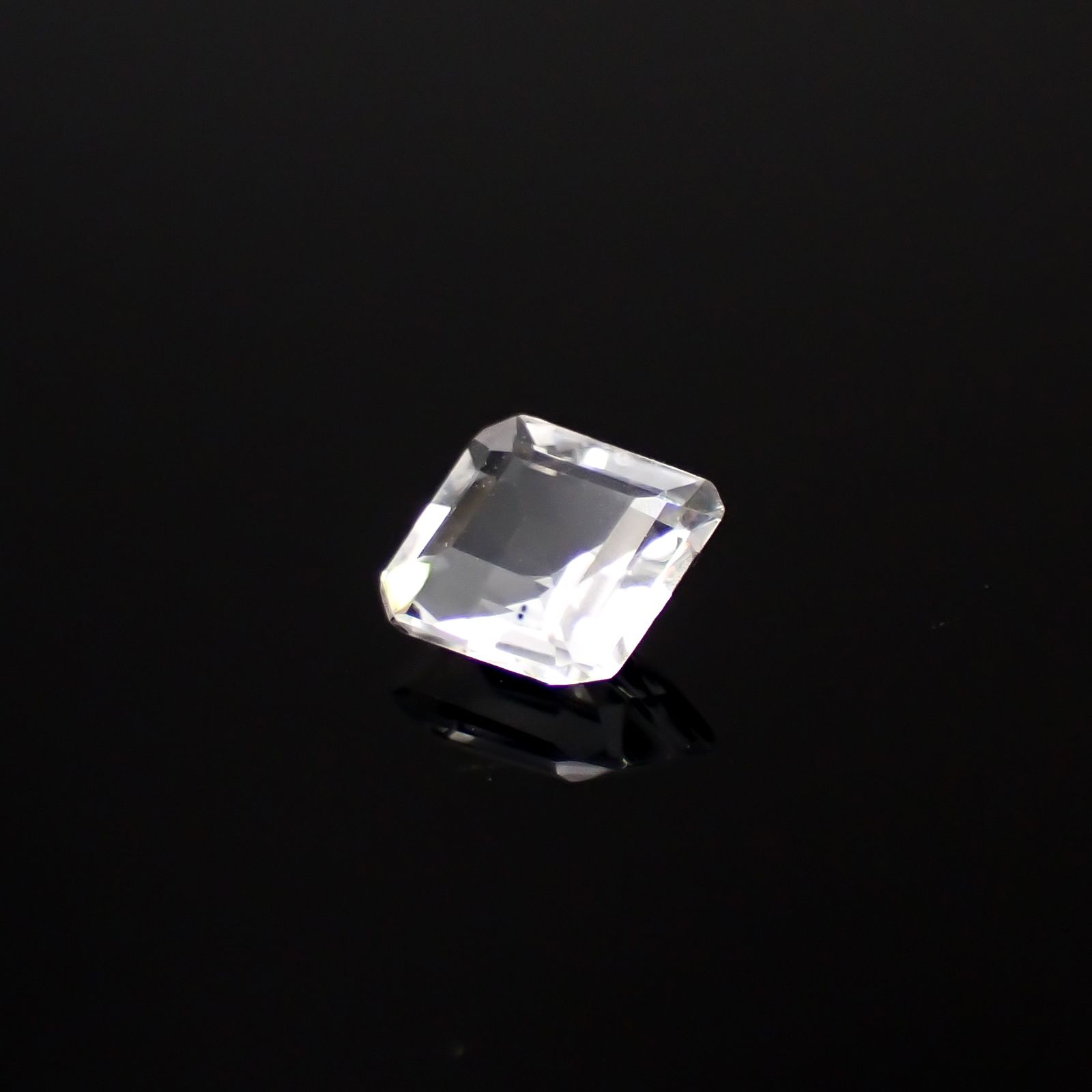 フェナカイト ブラジル産 0.84ct[240928825]6x5.8mm前後