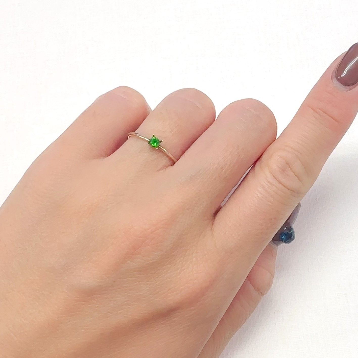 デマントイドガーネット ロシア産 0.11ct[240628268]2.9x2.9mm前後