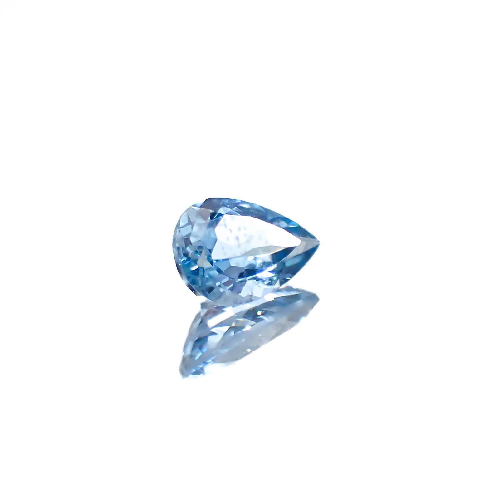 サンタマリアアクアマリン ブラジル産 0.34ct [250329935]6.1x4mm前後