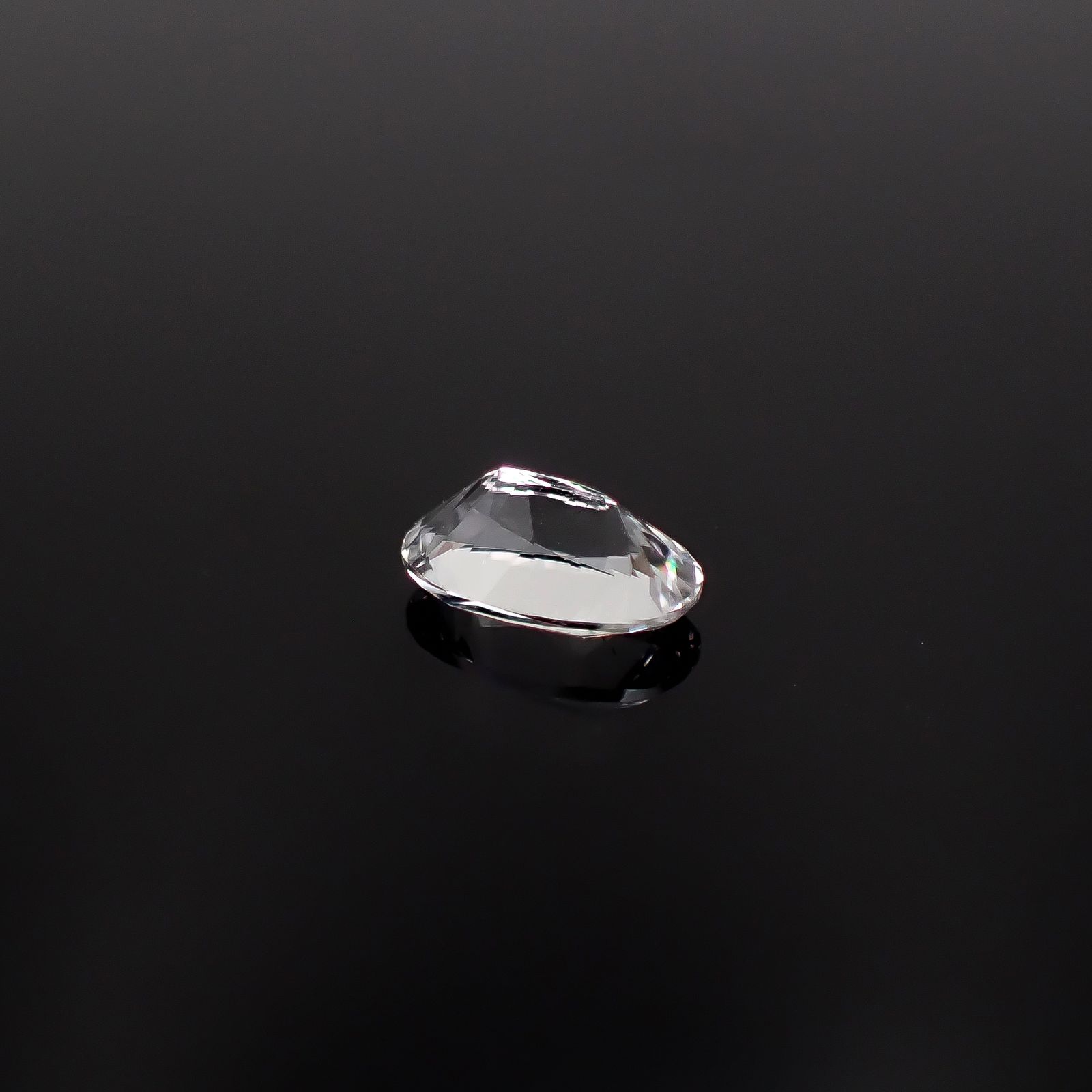 フェナカイト ロシア産 0.62ct / 7x4.4mm前後 [260231710]