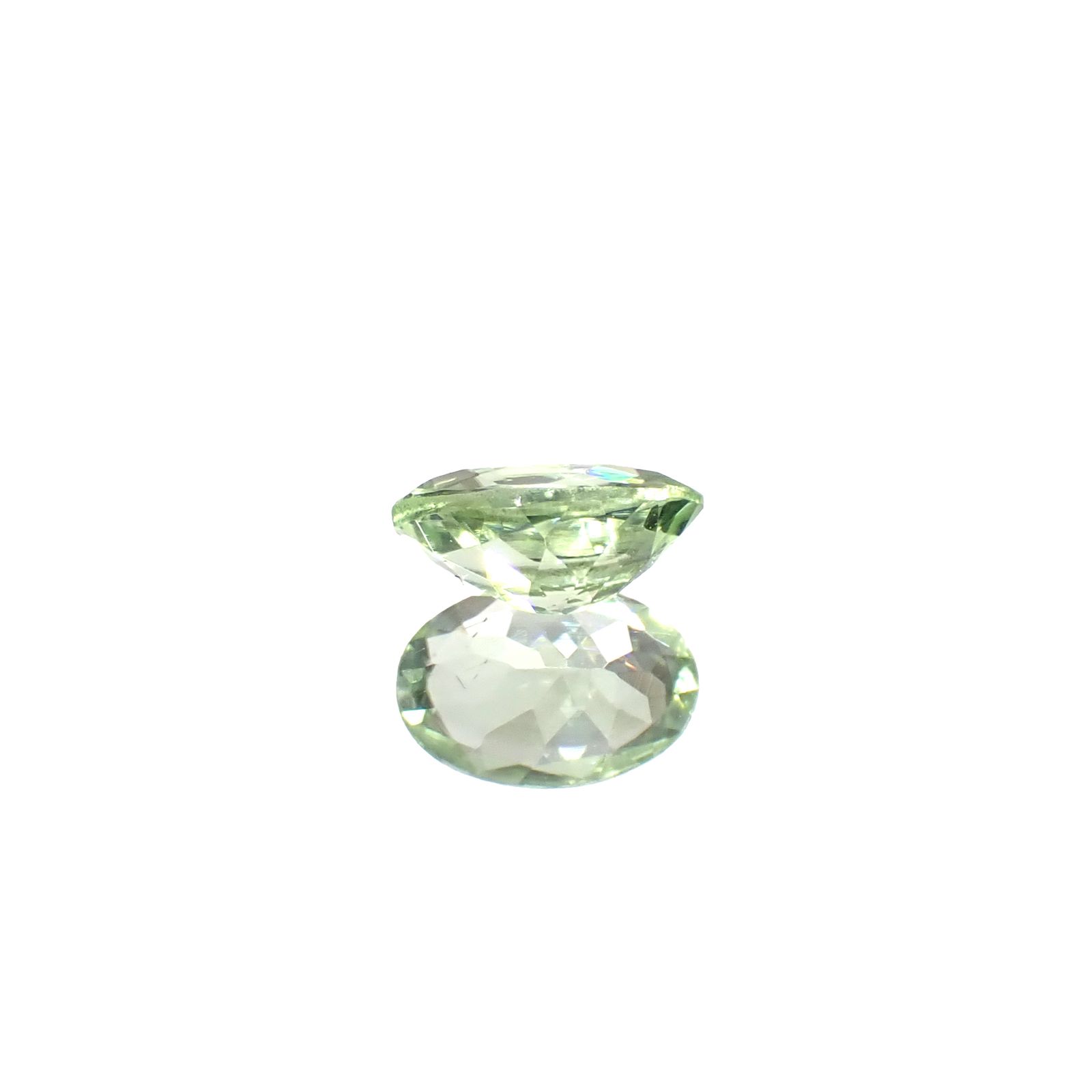 ミントペリドット パキスタン/ノルウェー産 0.48ct [250730636]6.1x4.1mm前後