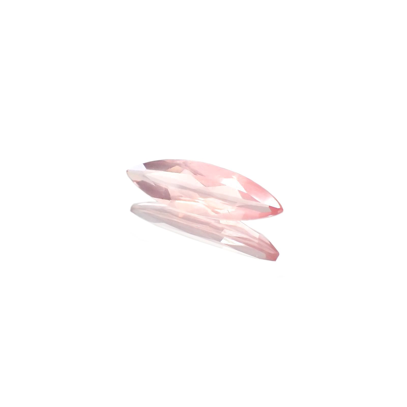 ディープローズクォーツ(宝石名ローズ・クォーツ)モザンビーク産 1.49ct 識別済[230622419]16.8x5.1mm前後