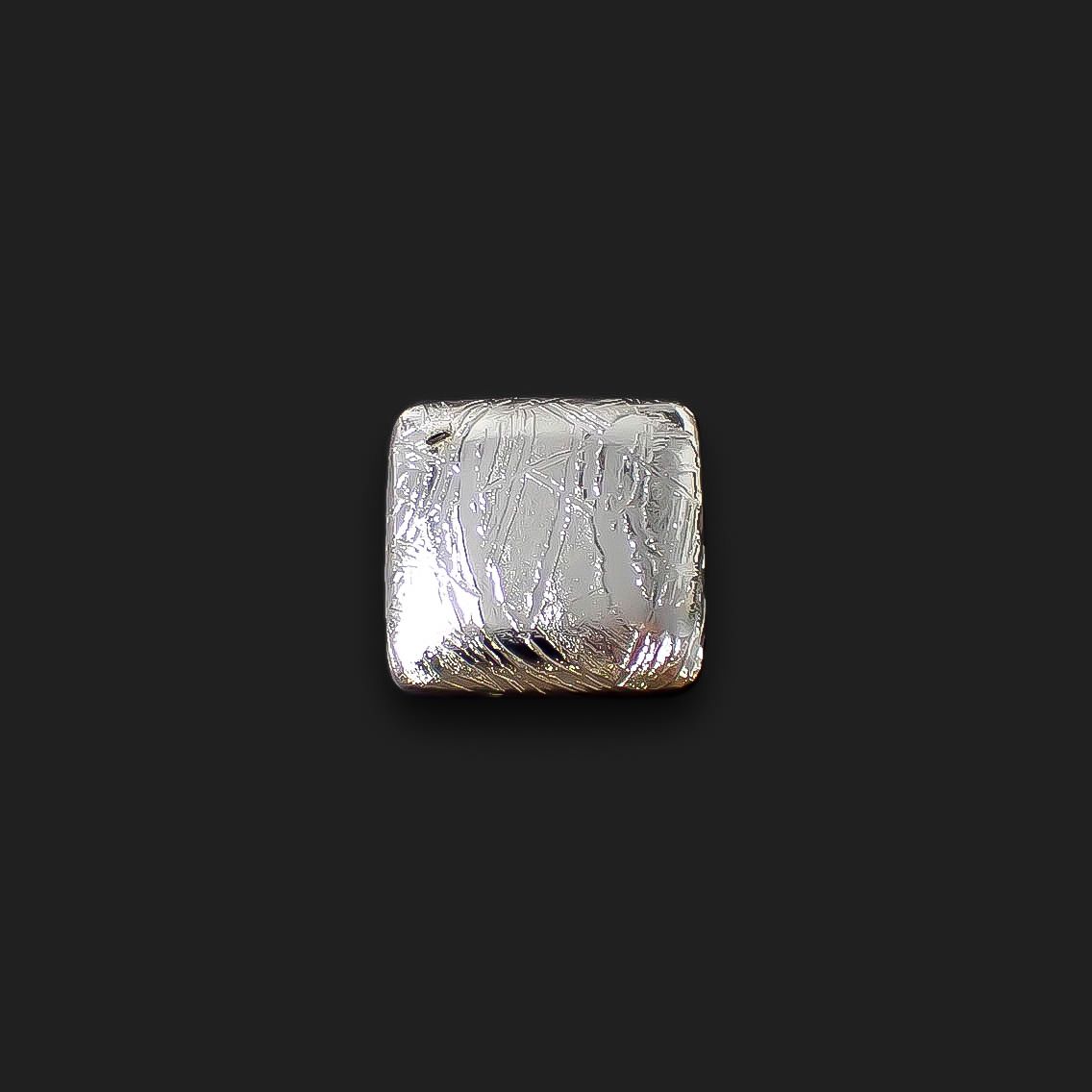 ムオニナルスタ隕石 発見地:スウェーデン 15.41ct[240125780]13.8x13.8mm前後