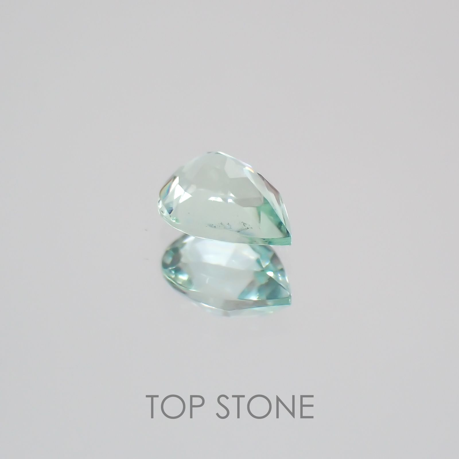ミントベリル(宝石名グリーン・ベリル) ブラジル産 0.15ct 識別済[21059712]4.3×3.2mm前後
