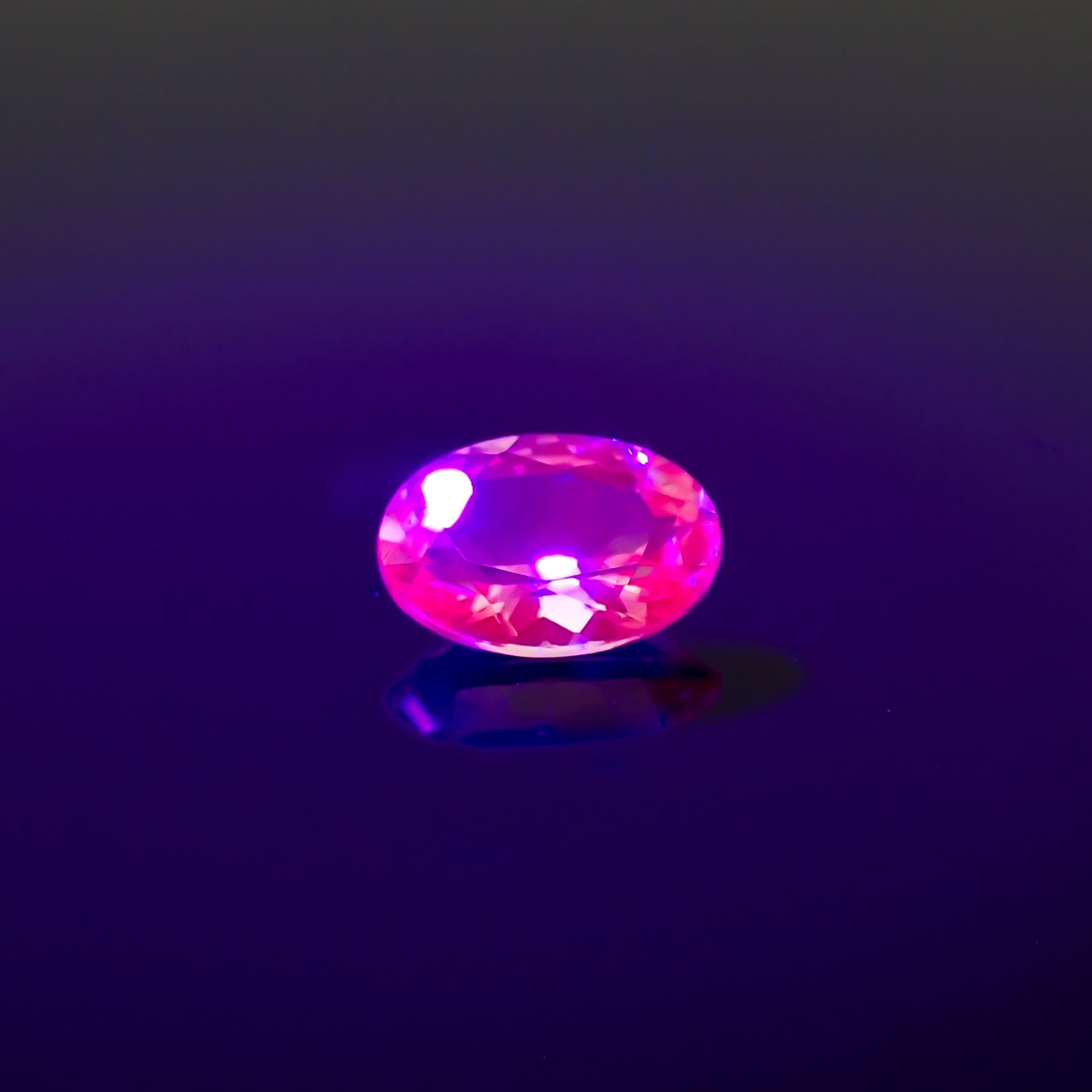 ドラゴンガーネット タンザニア産 0.49ct[230421451]5.9x4mm前後