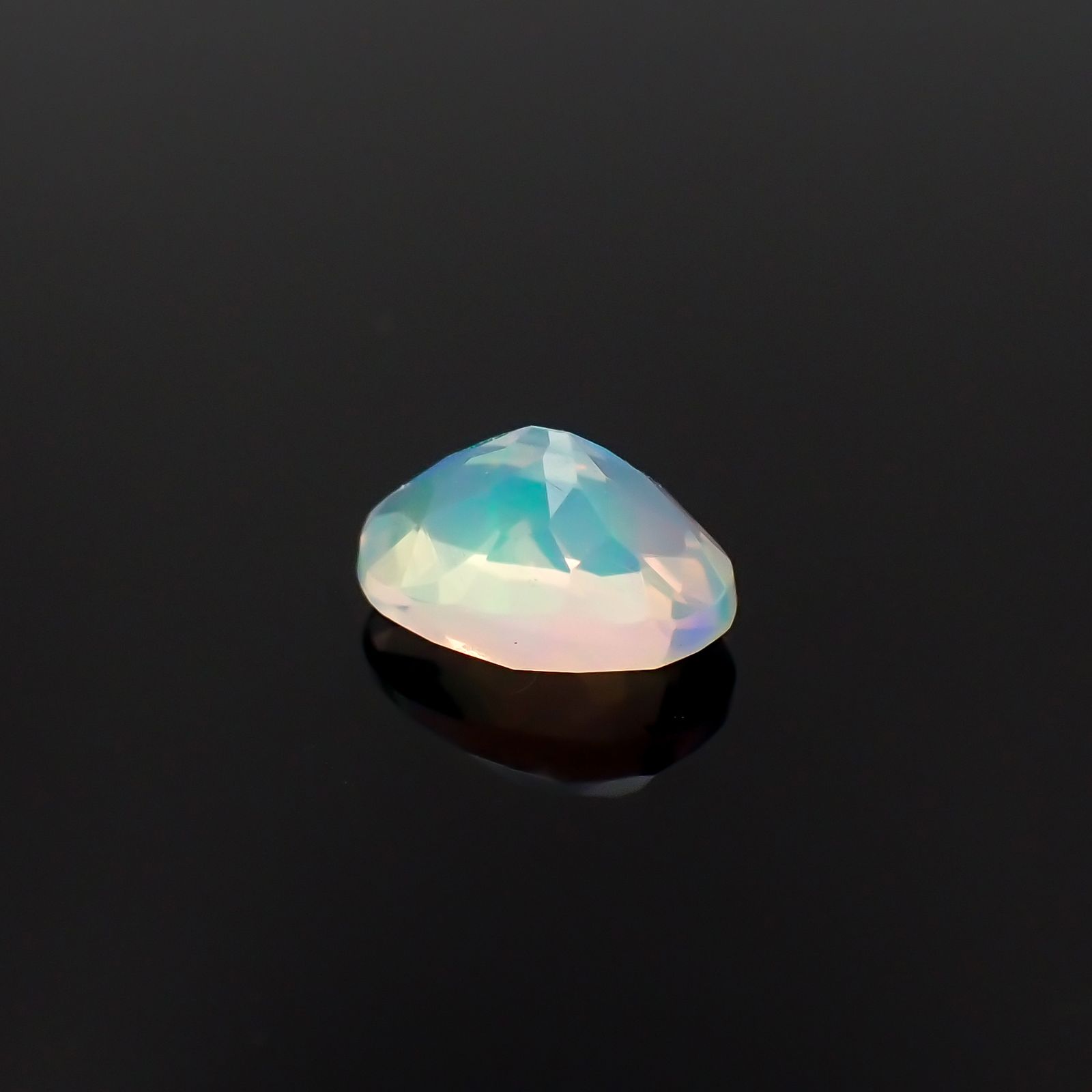 エチオピアオパール エチオピア産 0.55ct[230522198]7x5mm前後