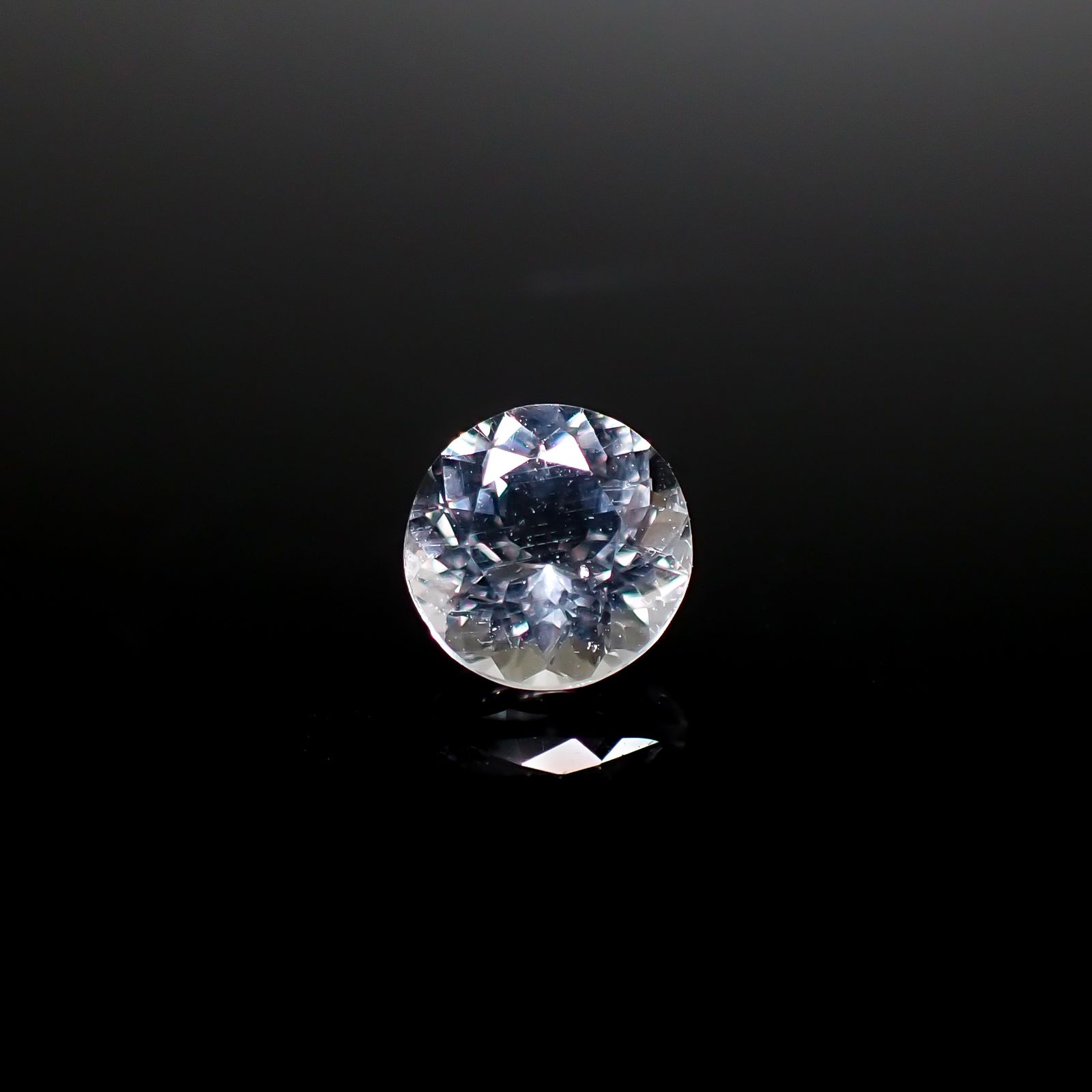 ポルサイト(宝石名ポルサイト)アフガニスタン産 0.79ct 識別済[250129726]5.9x5.8mm前後