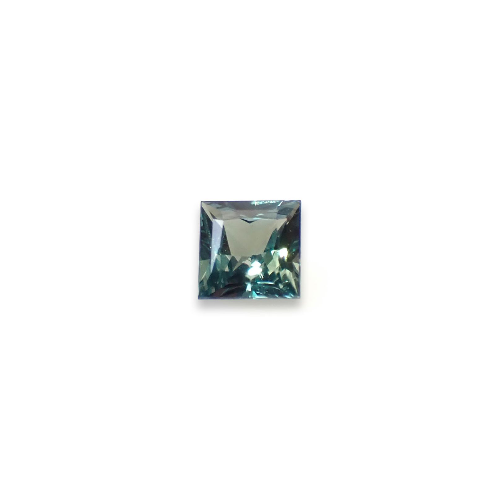 ブラジル産アレキサンドライト AX 0.76ct GIA鑑別書付