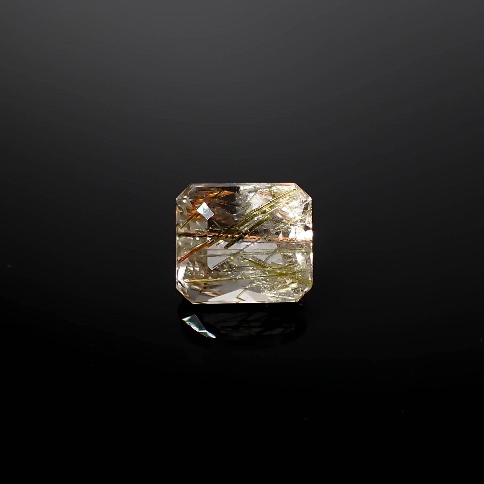 エピドートインクォーツ ブラジル産 5.60ct [240728462]11.1x9.8mm前後