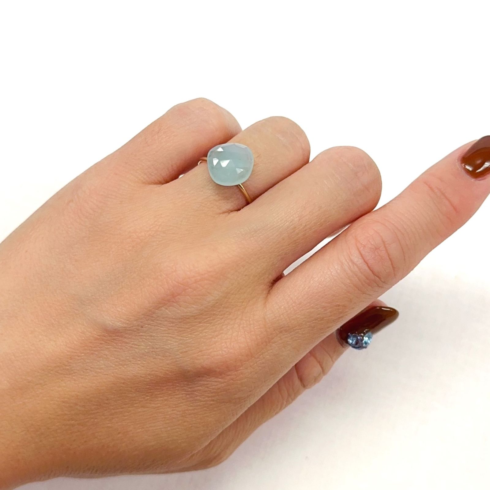 ◇フリーフォーム・ローズカット◇アクアプレーズ(宝石名ブルー グリーン・カルセドニー)南アフリカ産 3.41ct 識別済[231023966]11.2x11.6mm前後