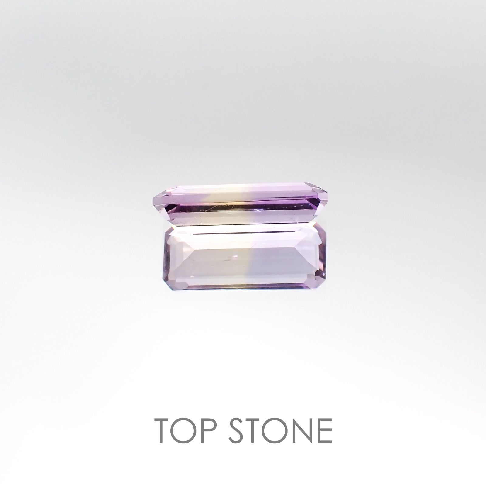 アメトリン(宝石名バイカラー・クォーツ/別名アメトリン) ボリビア産 1.79ct 識別済[20095353]12.2×5.1mm前後
