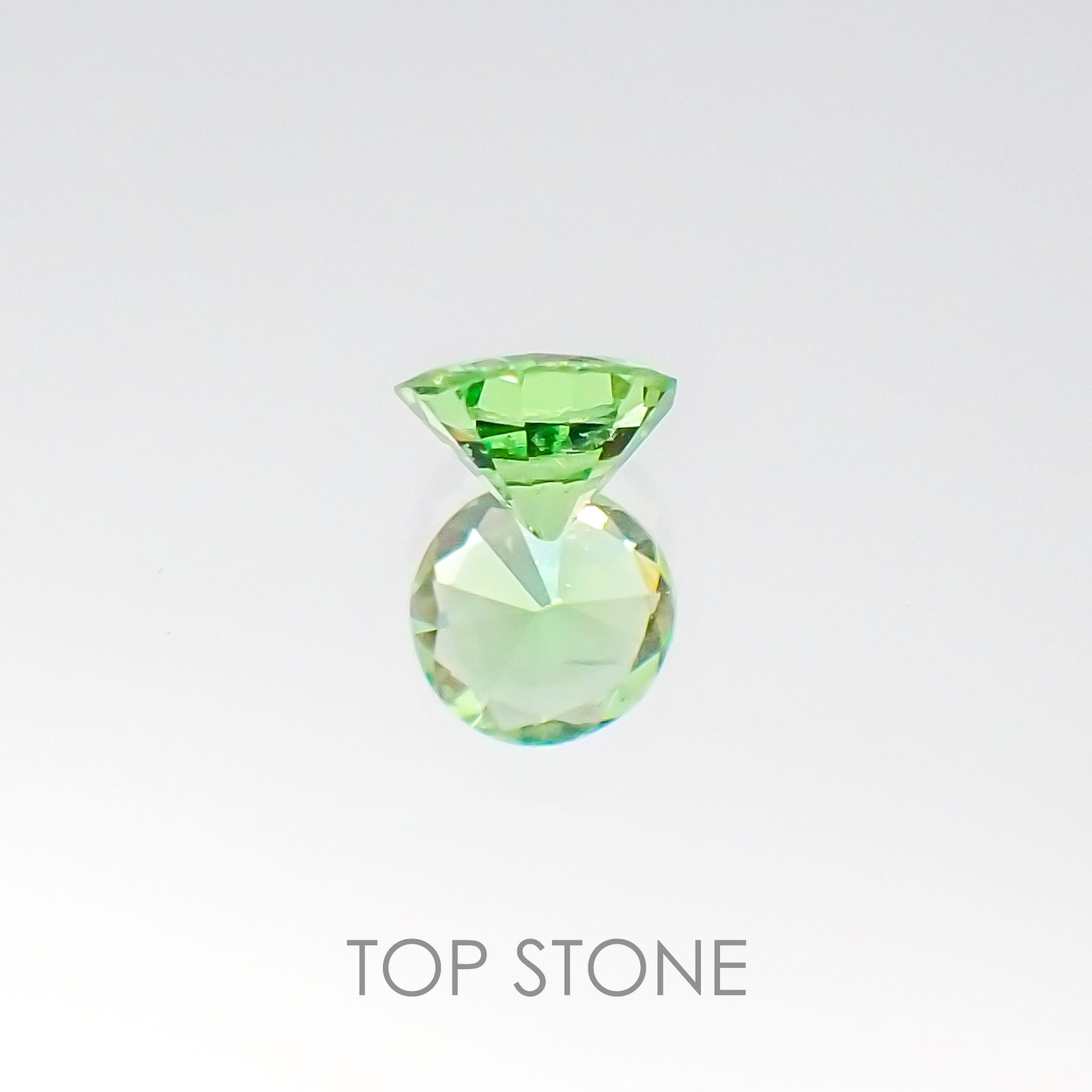 ミントガーネット ケニア産 ルース 0.2ct[20096107]3.8×3.7mm前後