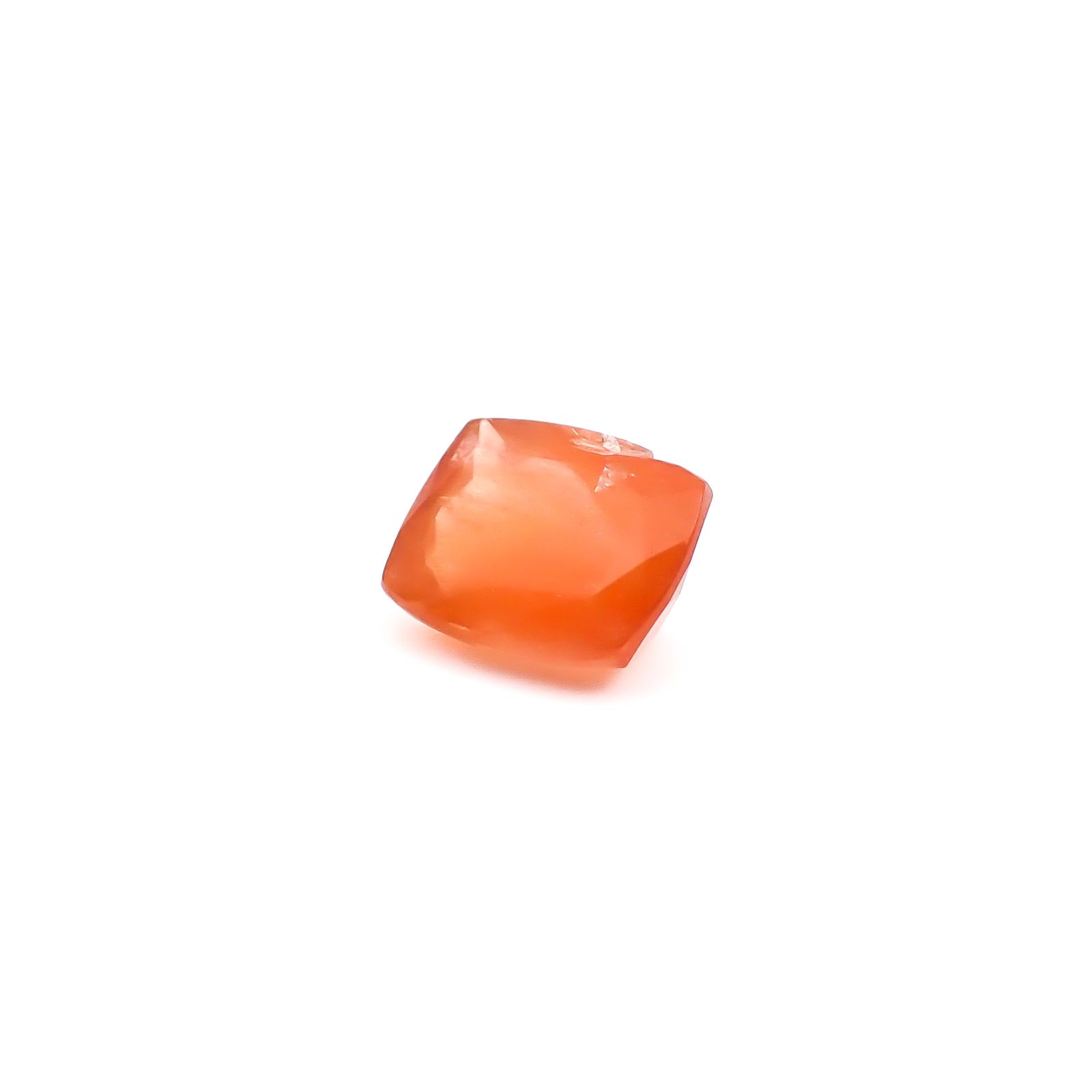 サンストーンスキャポライト(宝石名シーン・スキャポライト)タンザニア産 識別済 2.03ct / 8.7x7.1mm前後 [260832729]