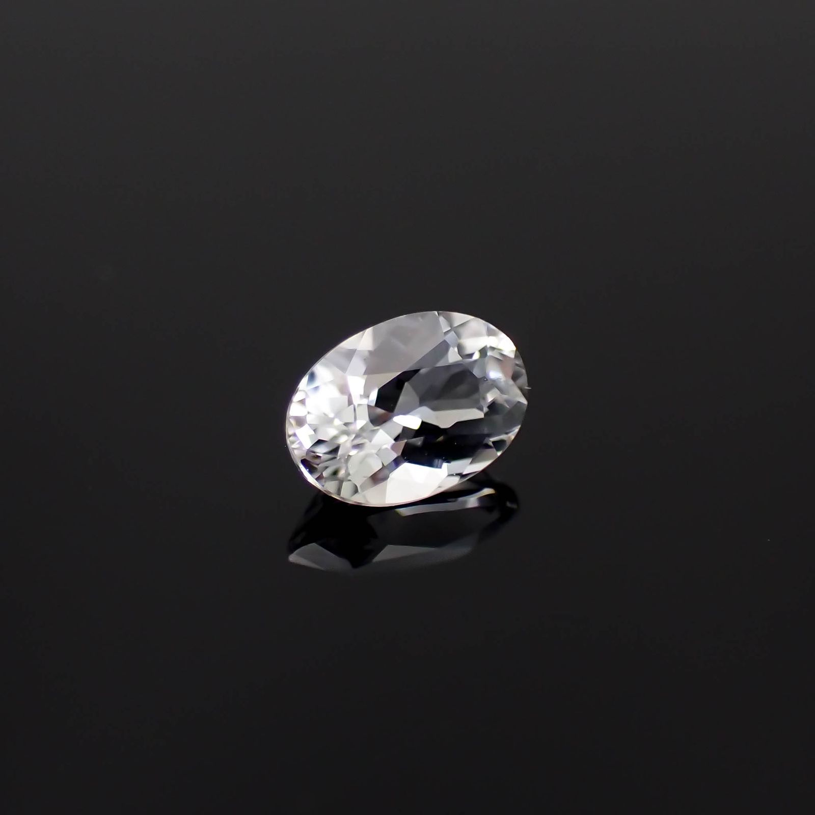 フェナカイト(宝石名フェナカイト)マダガスカル/ブラジル産 0.36ct 識別済[230522028]5.5x3.7mm前後