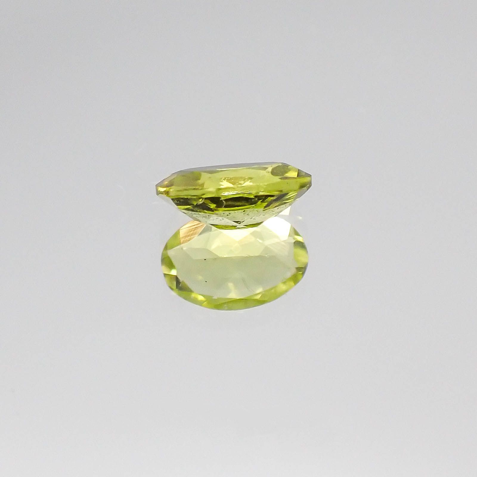 カナリートルマリン(宝石名トルマリン)ナイジェリア産 0.43ct 識別済[230522200]6x4mm前後