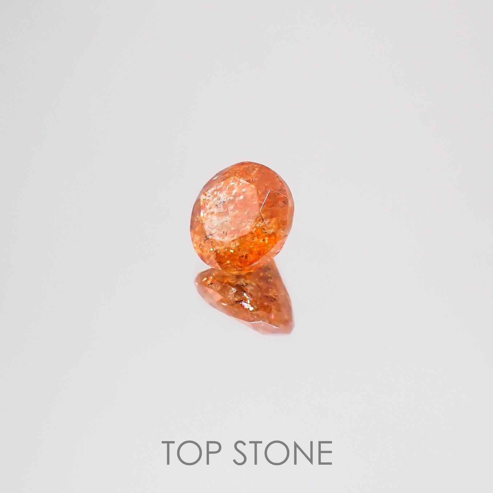 イリュージョンサンストーン(宝石名フェルドスパー) タンザニア産 1.33ct 識別済[210610869]7.1×7mm前後