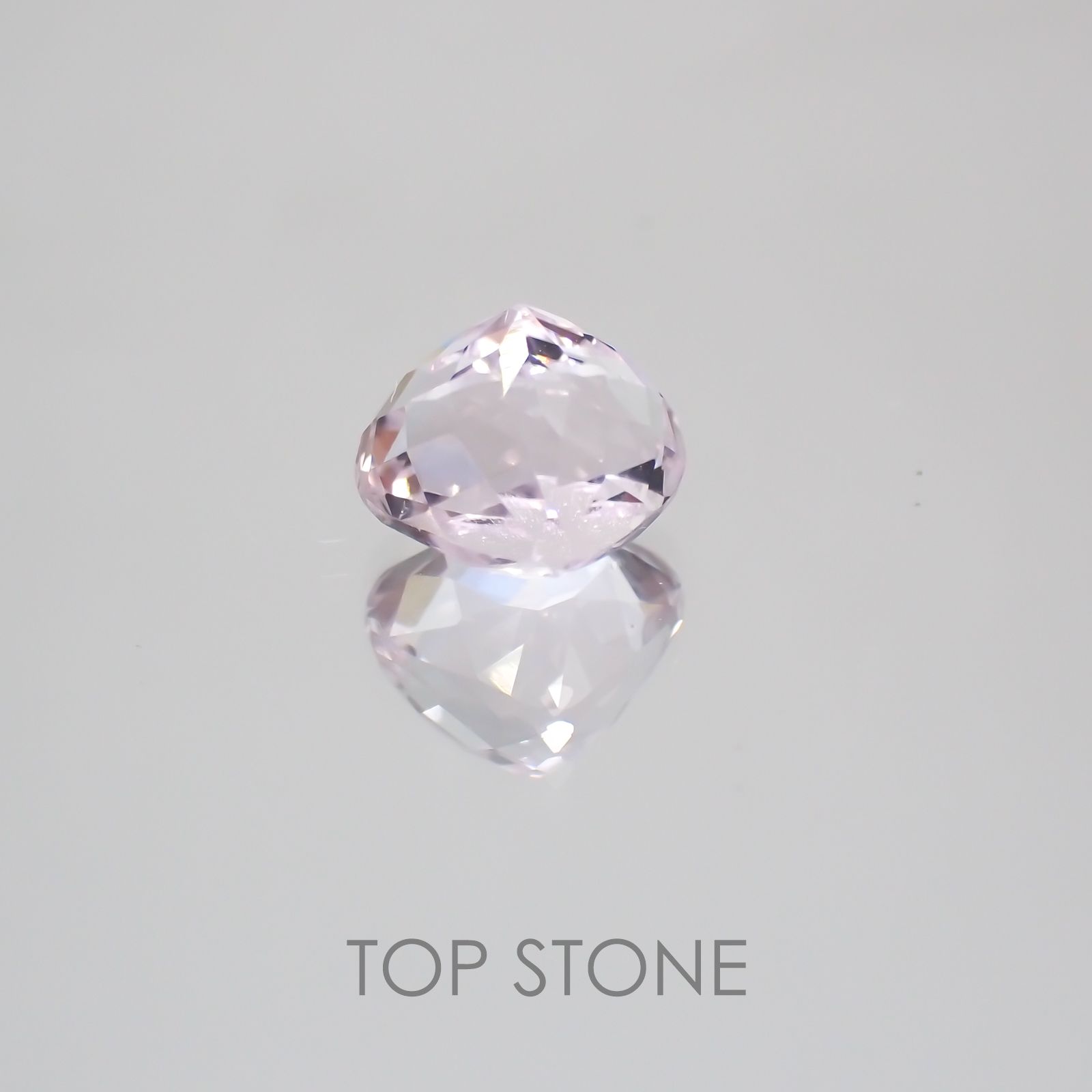 クンツァイト アフガニスタン産 ルース 1.97ct[21029731]7.8×7.3mm前後