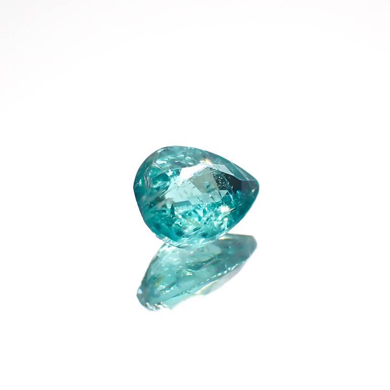 パライバトルマリン(宝石名トルマリン/別名パライバ・トルマリン)ブラジル・キントス鉱山産 0.33ct 識別済[221018754]5.3x4mm前後