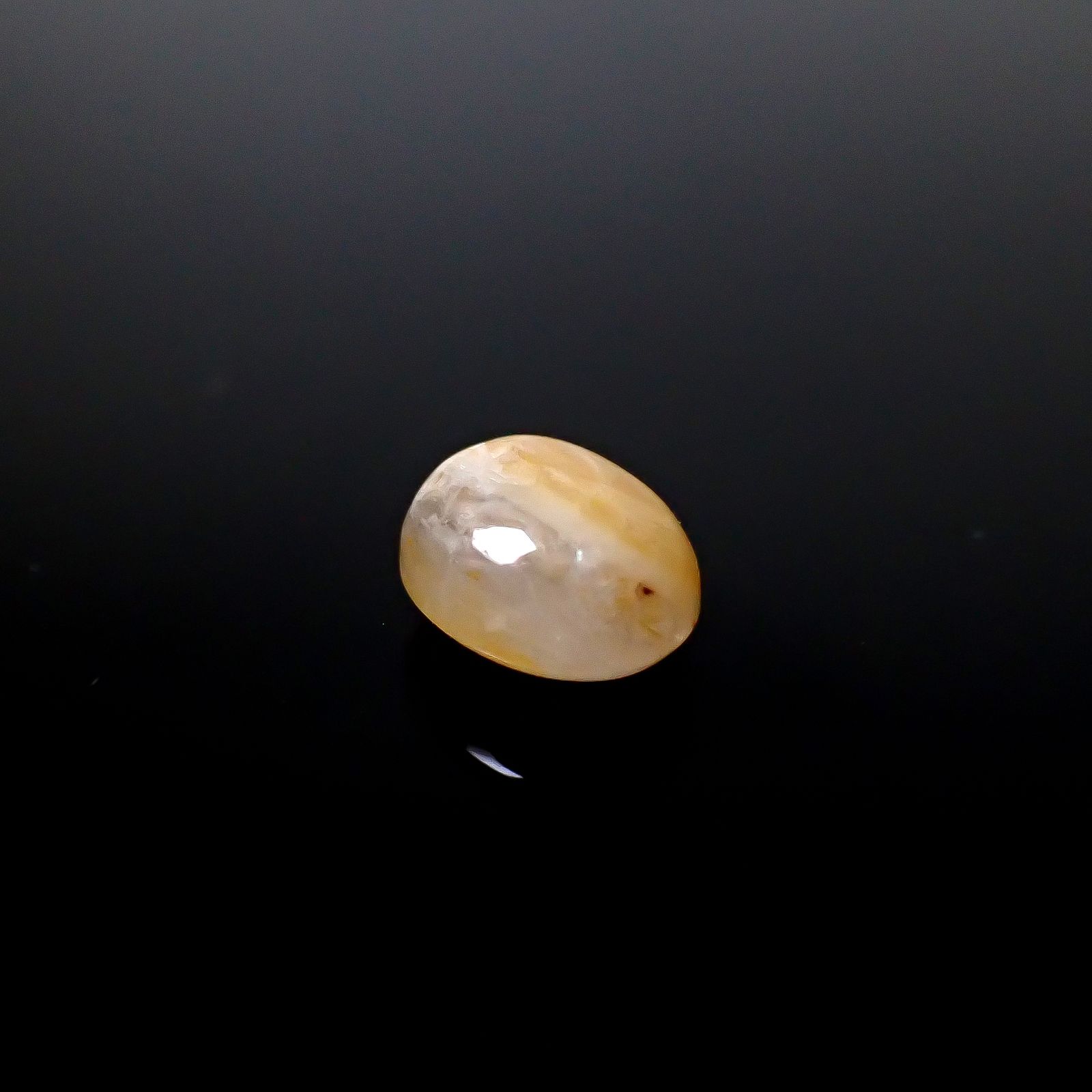 北海道石(北海道オパール) 北海道河東郡鹿追町然別産 1.95ct [250530390]9.1x7.2mm前後