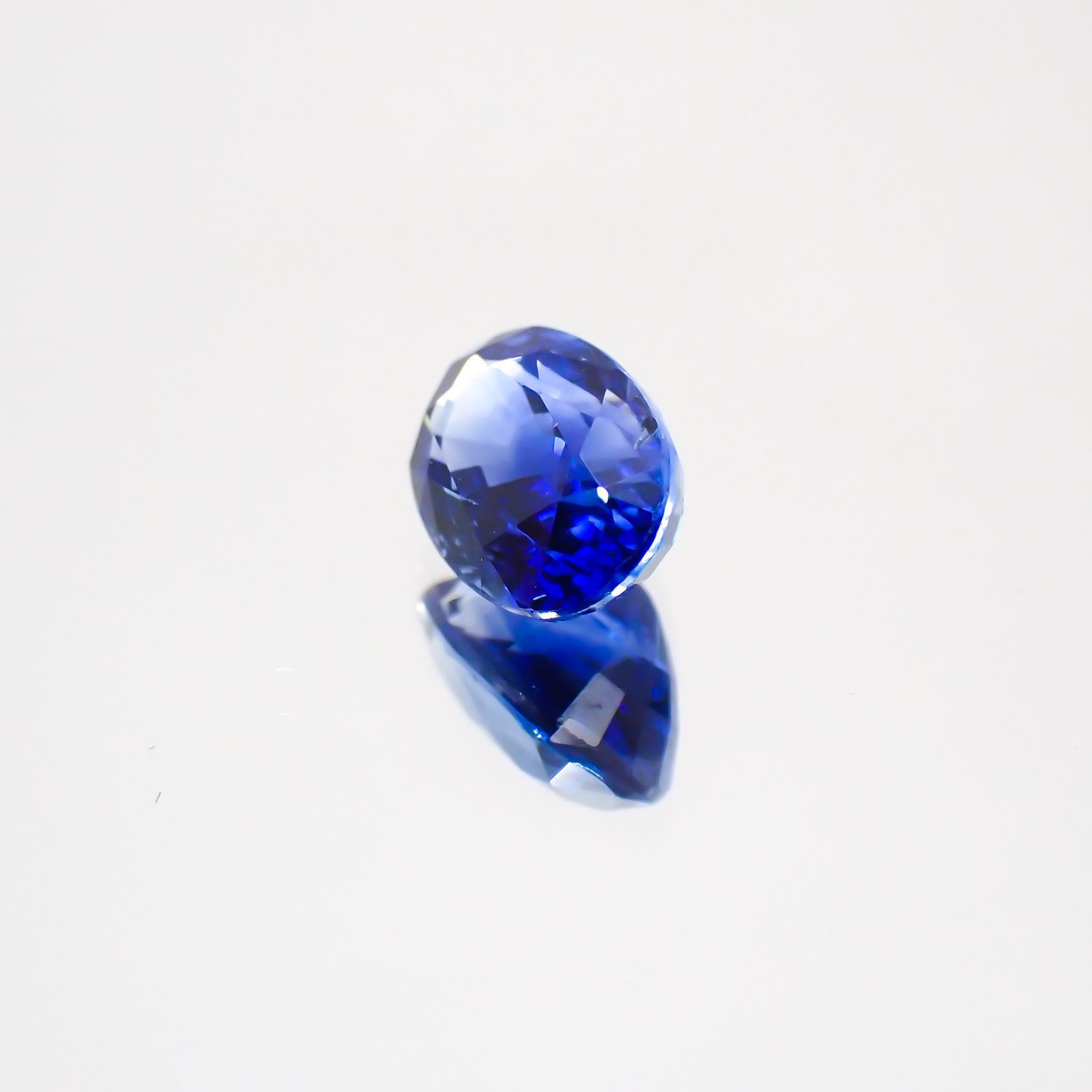 サファイア(宝石名サファイア)マダガスカル/スリランカ産 1.34ct 識別済[231124318]7.2x5.1mm前後