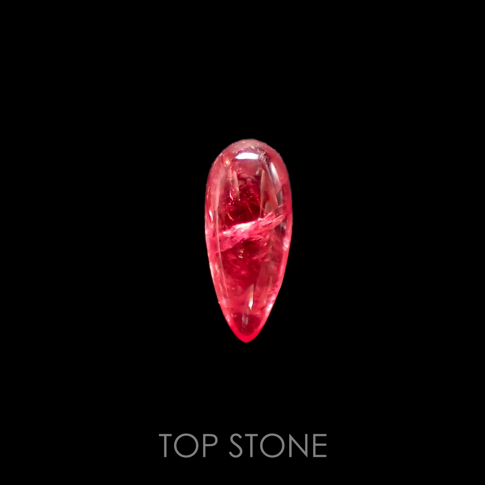 ロードナイト(宝石名ロードナイト)ブラジル産 1.77ct 識別済[220113933]11.8x5.1mm前後