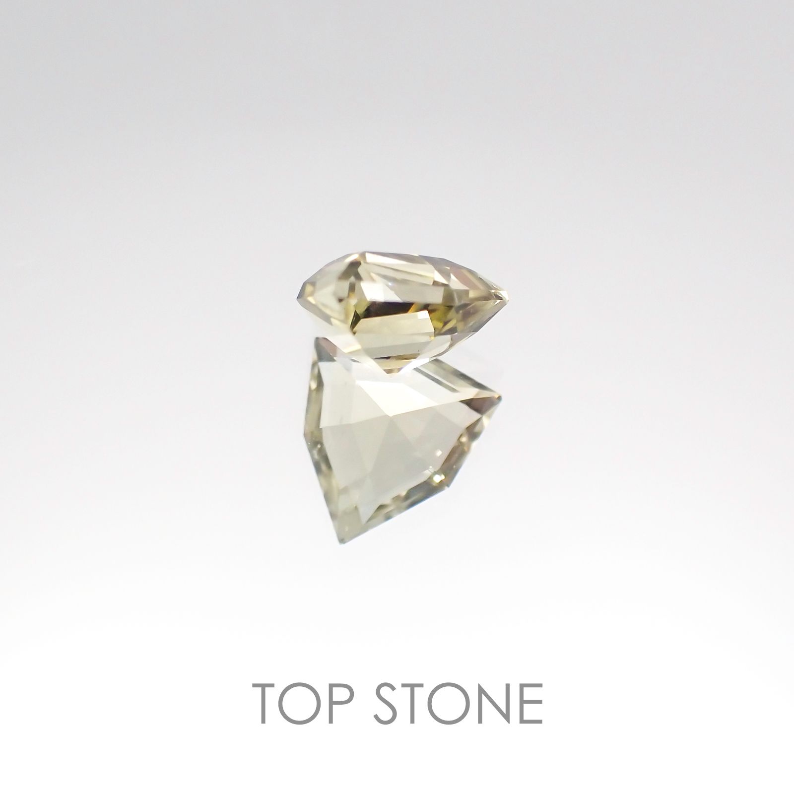 コーネルピン(宝石名コーネルピン)スリランカ産 0.85ct 識別済[220817261]6.7x6.3mm前後