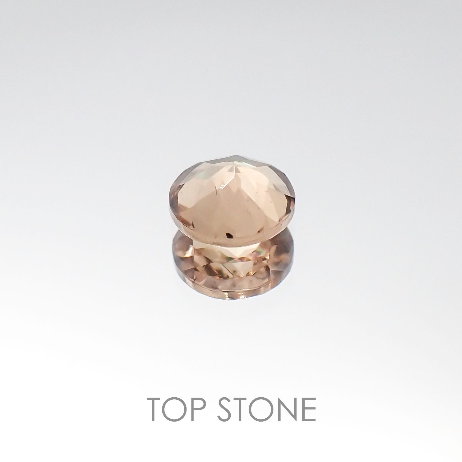 カラーチェンジマラヤガーネット(宝石名ガーネット) タンザニア・マヘンゲ産 0.58ct 識別済[20106084]5×5mm前後