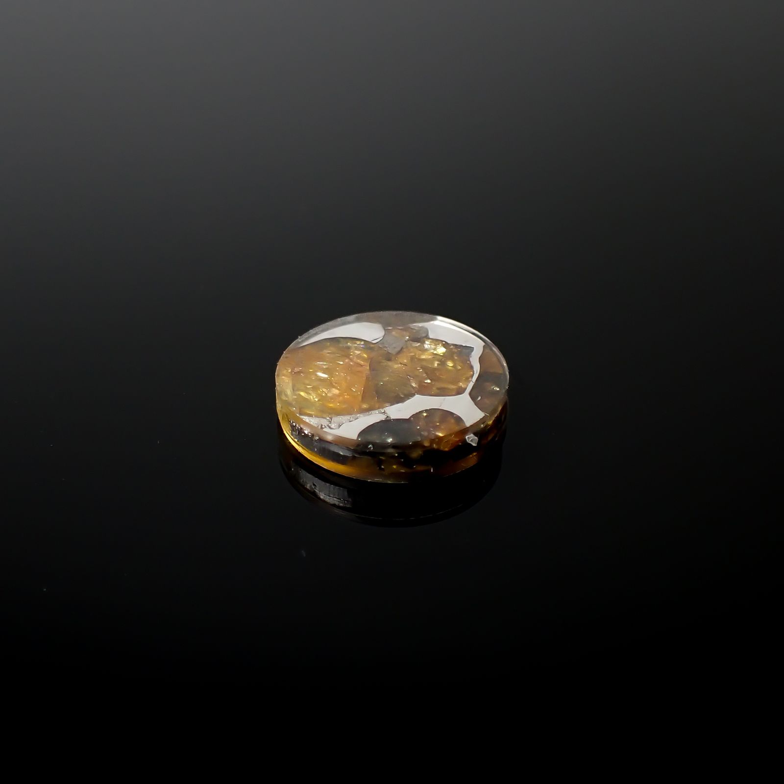 パラサイト隕石Sericho トリプレット 発見地:ケニア 4.46ct[240125722]12.2x12.1mm前後