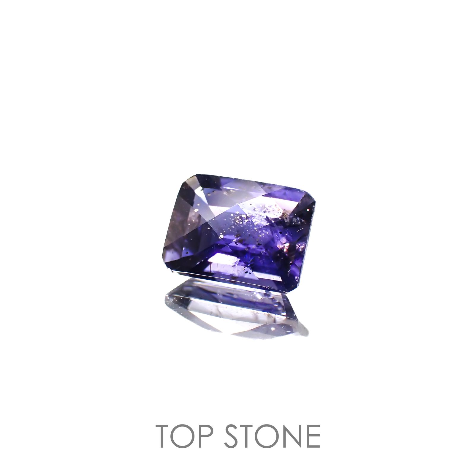 ◇チェッカーカット◇アイオライトサンストーン インド/ブラジル産 1.37ct[220918053]8x6.1mm前後