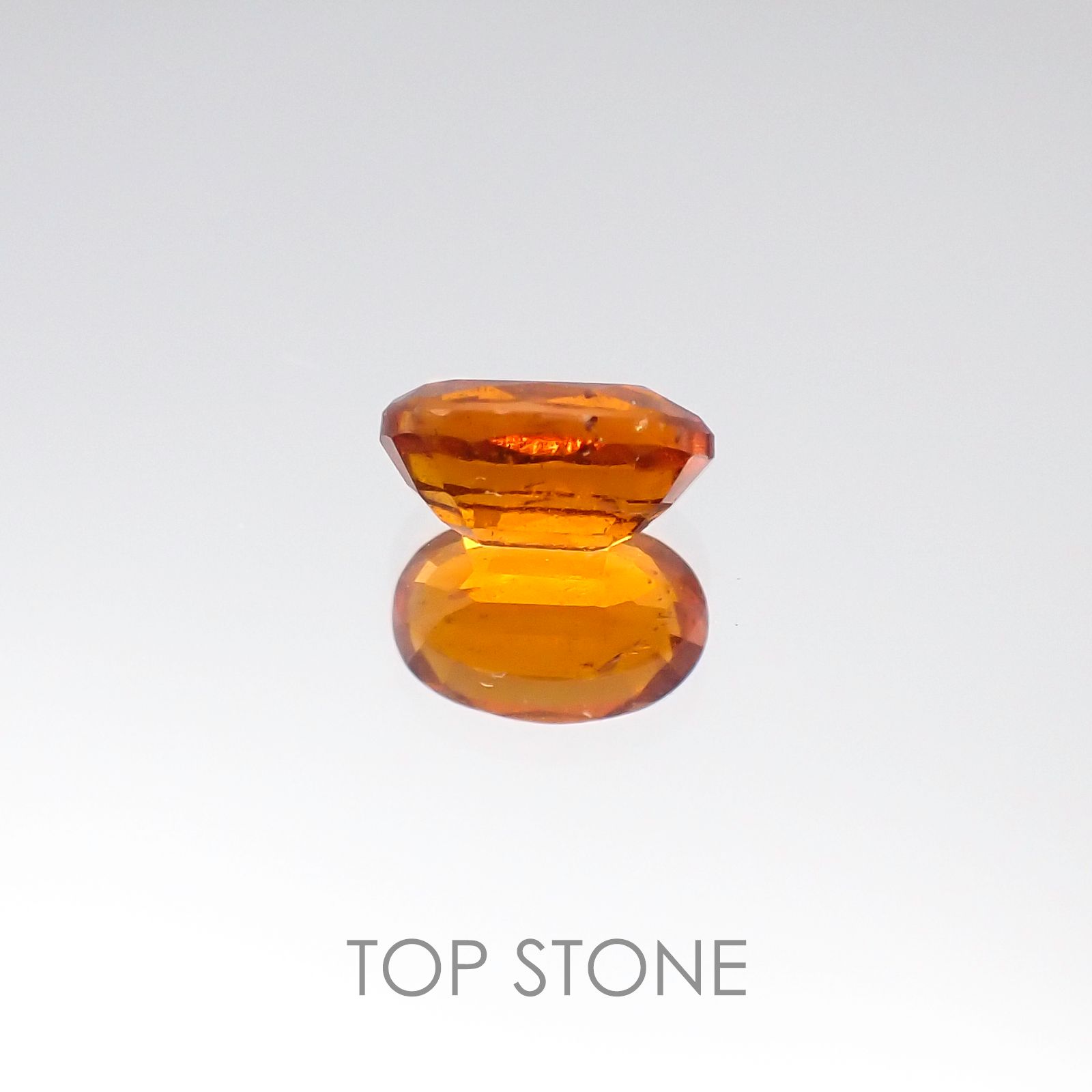 オレンジカイヤナイト タンザニア産 ルース 0.69ct[20096002]6.2×4.1mm前後