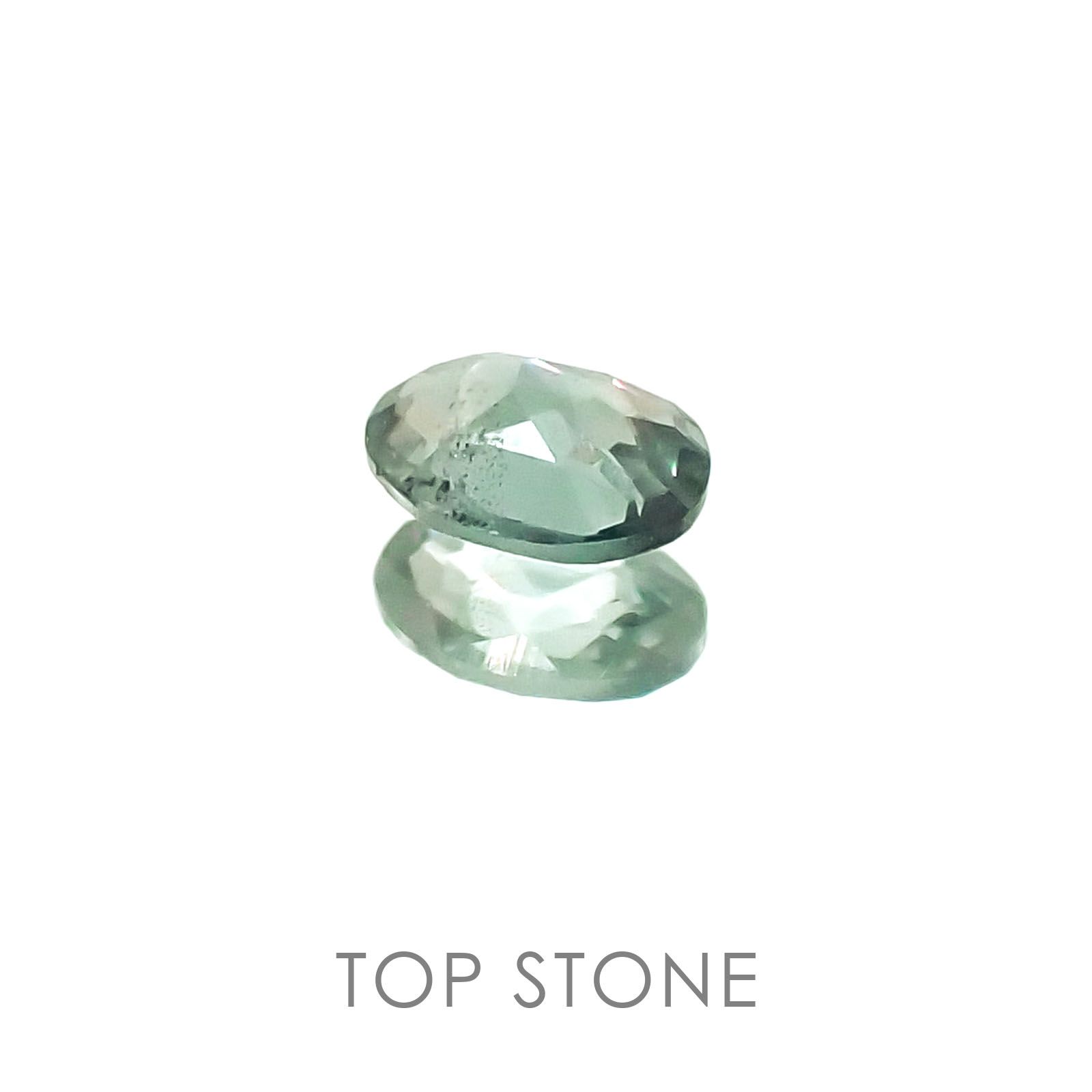 カラーチェンジガーネット タンザニア産 ルース 0.2ct[20095899]4.2×3.1mm前後